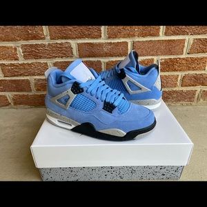 Jordan 4 Retro University Blue